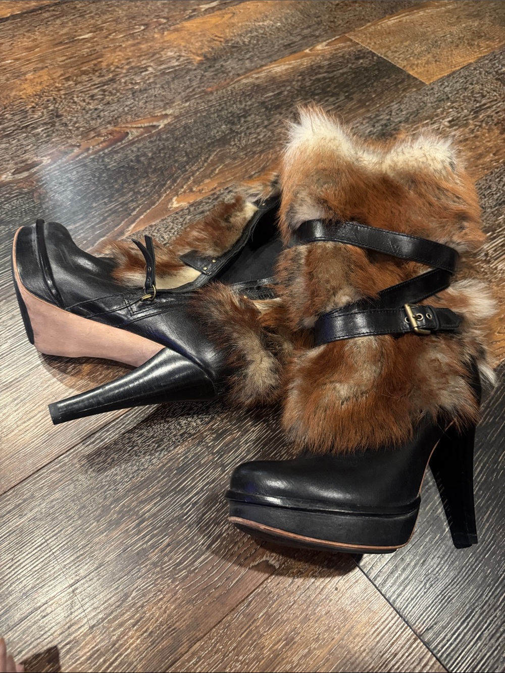 UGG Black Leather Platform Heeled Ankle Boots with Brown Fur Trim
